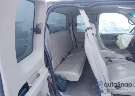 2001 Ford F-150 Lariat/Xl/Xlt from USA, damaged, VIN 1FTRX18L21NA32735